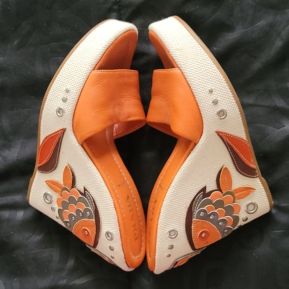 PRADA SHOES - Picture 3 of 4